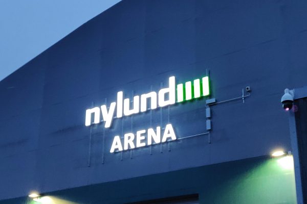 Inkoon monitoimihallin nimi vaihtui – uusi nimi on Nylund Arena