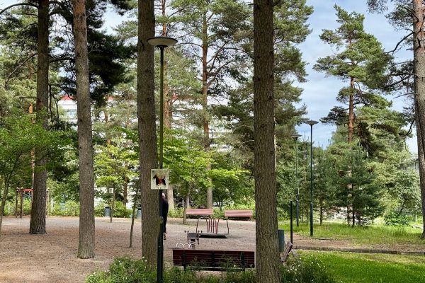 Leikkipuisto Myllynsiipi Kirkkopuisto, Helsinki
