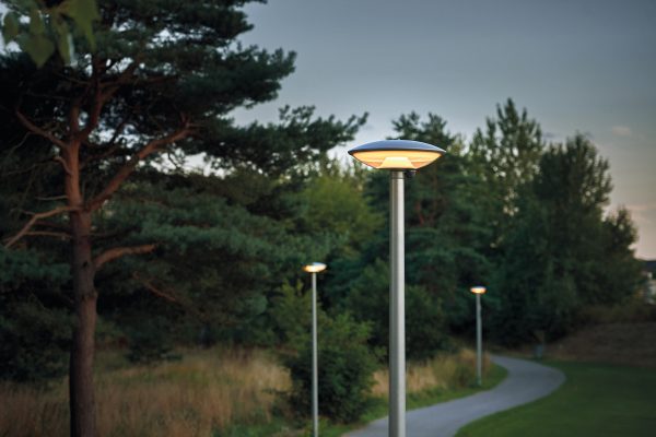 Bioadaptiivinen ulkovalaistus – kohti biologisesti ja ekologisesti kestävää valoa